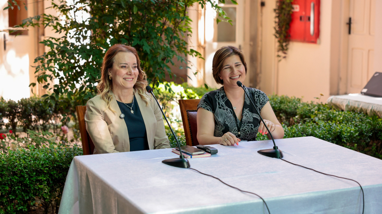 Konak Yabancı Gençlerr