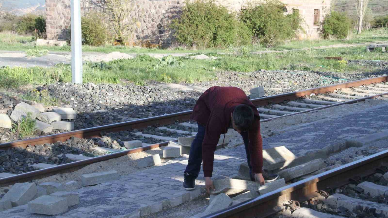 Maaş Alamayan Işçiler