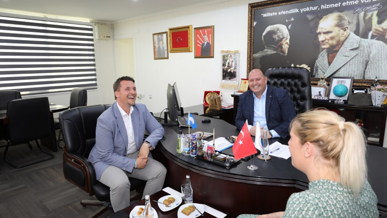 Menderes’e Kardeş Belediye Ziyareti 4