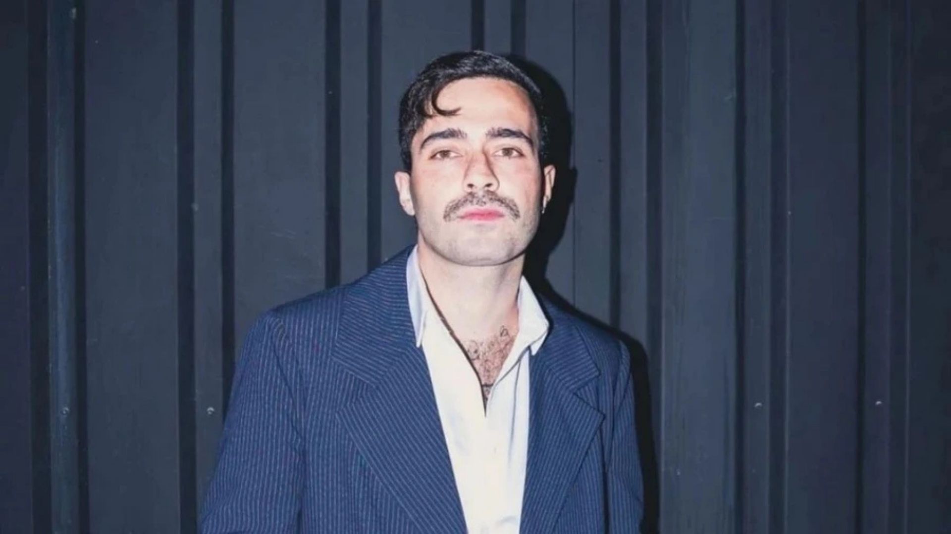 Mert Demir’den Yeni Imaj Sürprizi! Saçlar Gitti, Bıyık Geldi2