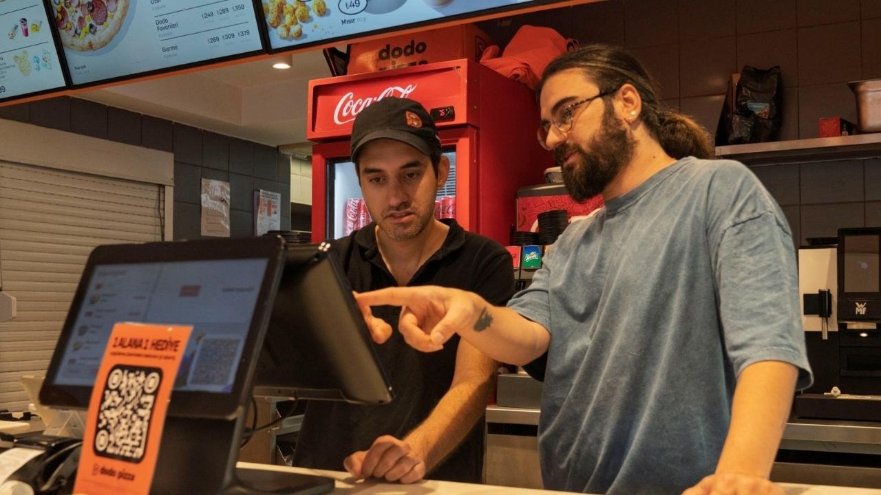 Otobüs Durağı (2)