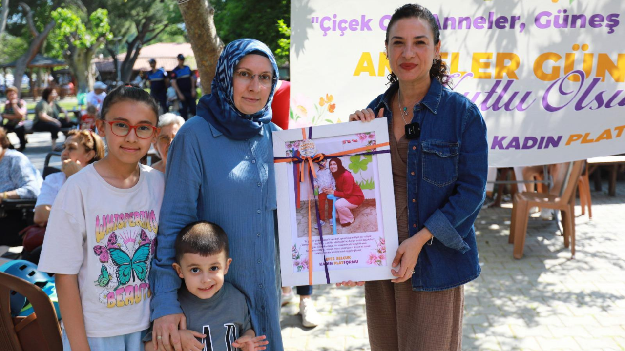 Selçuk Anneler Günü3