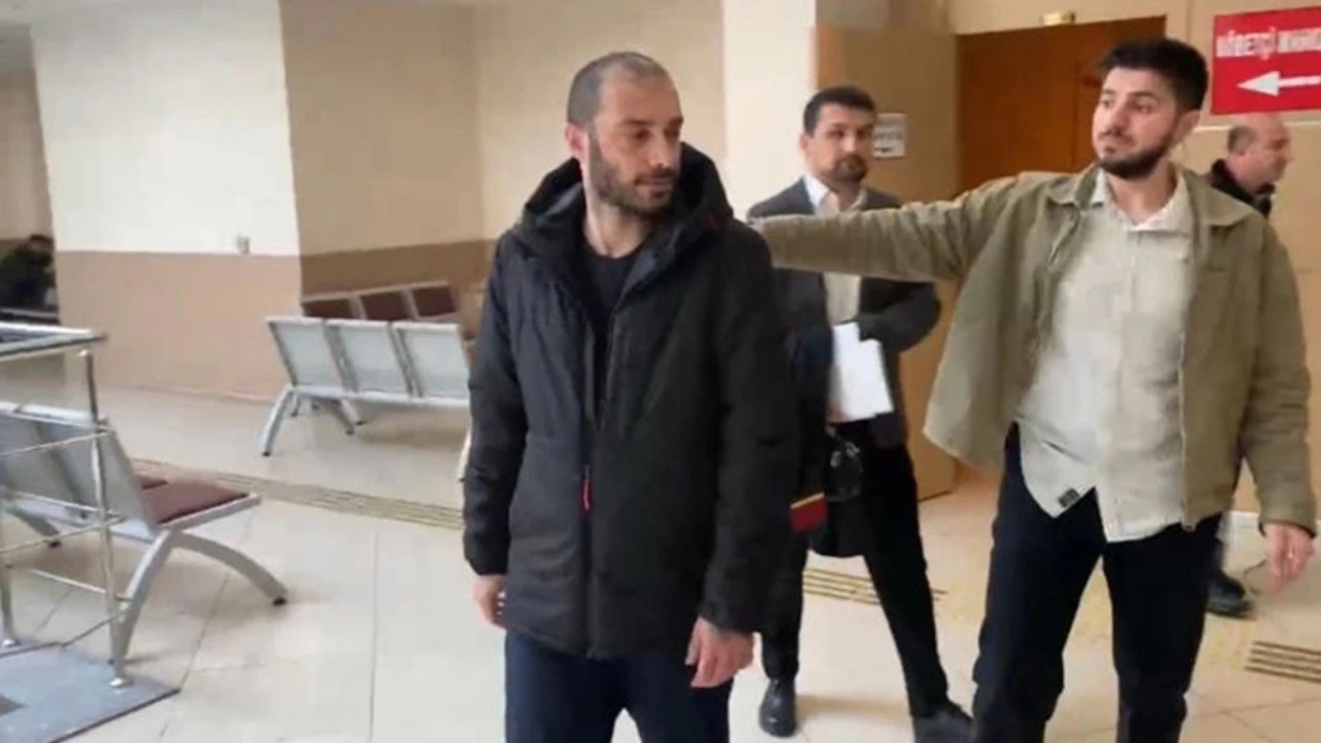Tahliye Edilen Sansar Salvo Hastaneye Yatırıldı!