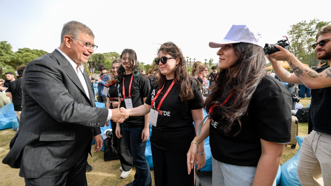 Tasarımcılar Izmirde