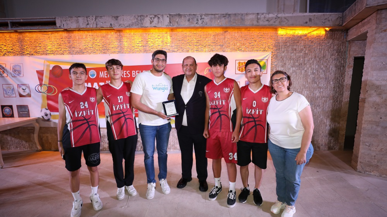 Başkan Çiçek Spor Okullarına Destek
