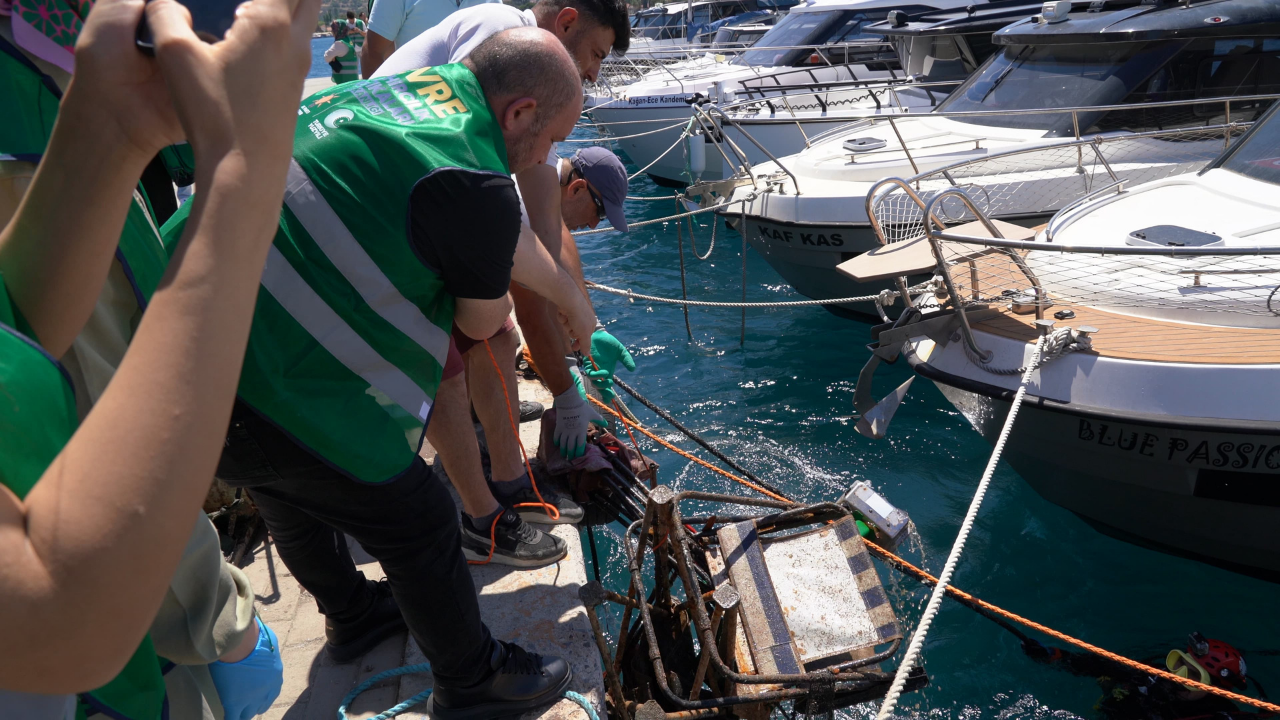 Foça Dip Temizliğii