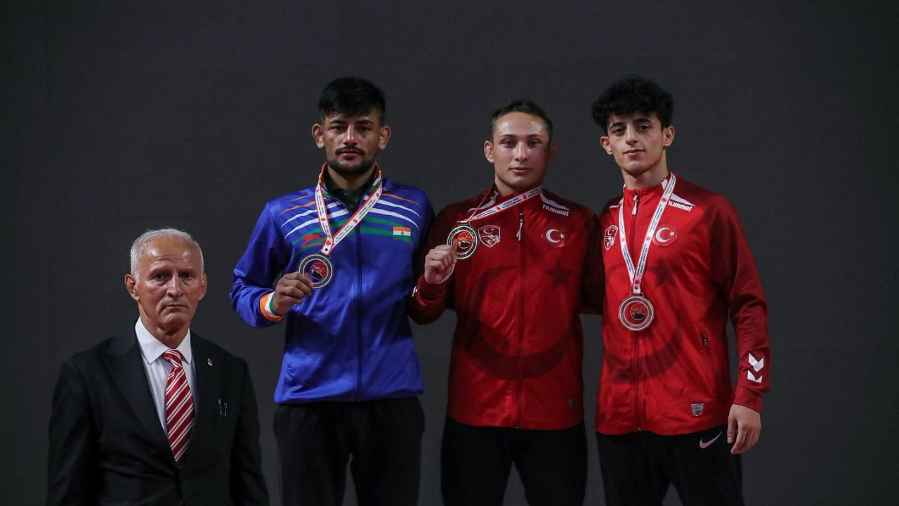 Izmir Altın Güreş