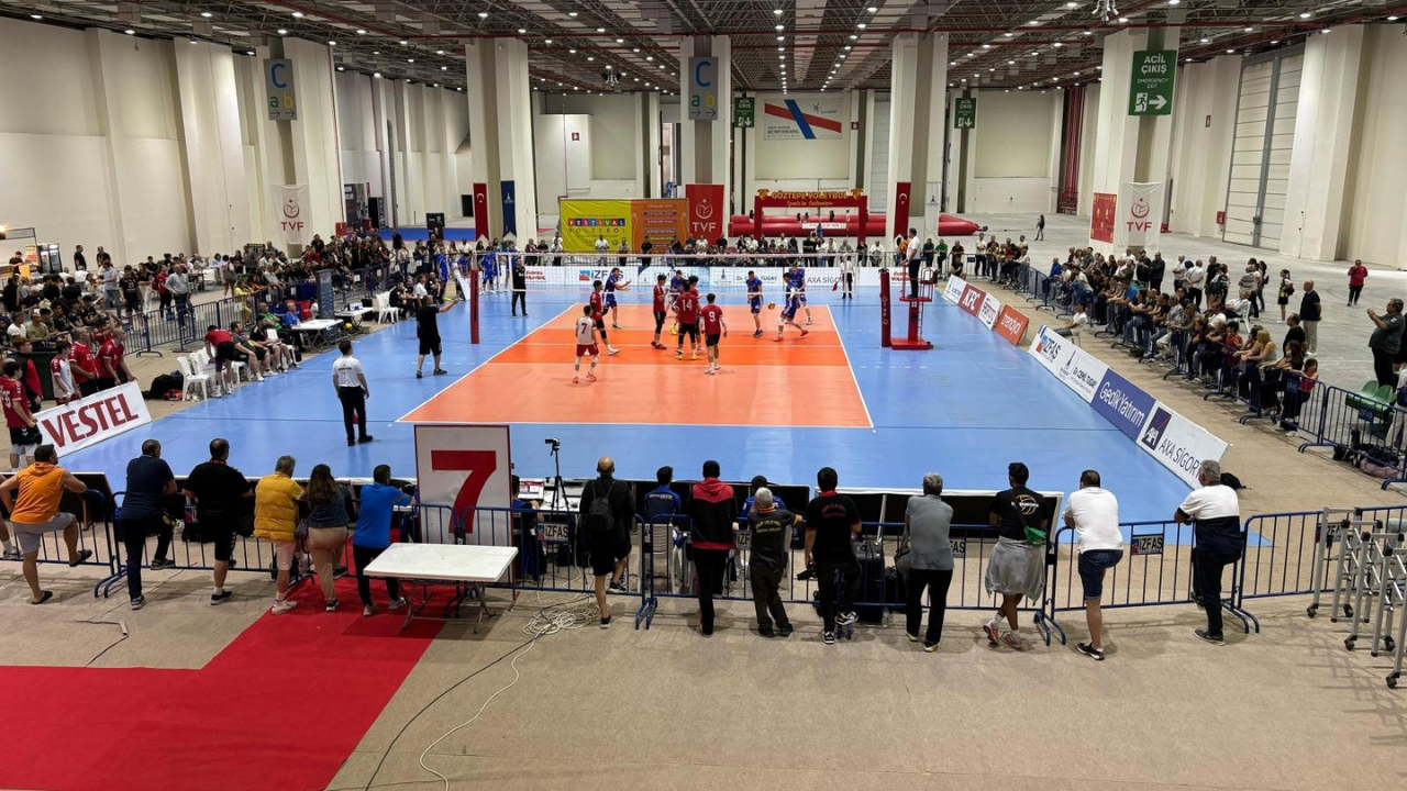 Izmir Voleyboll