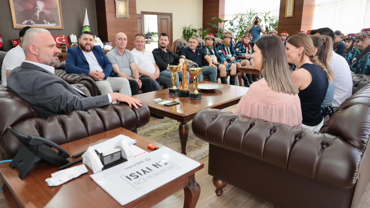 Menemen Halk Oyunlarıı