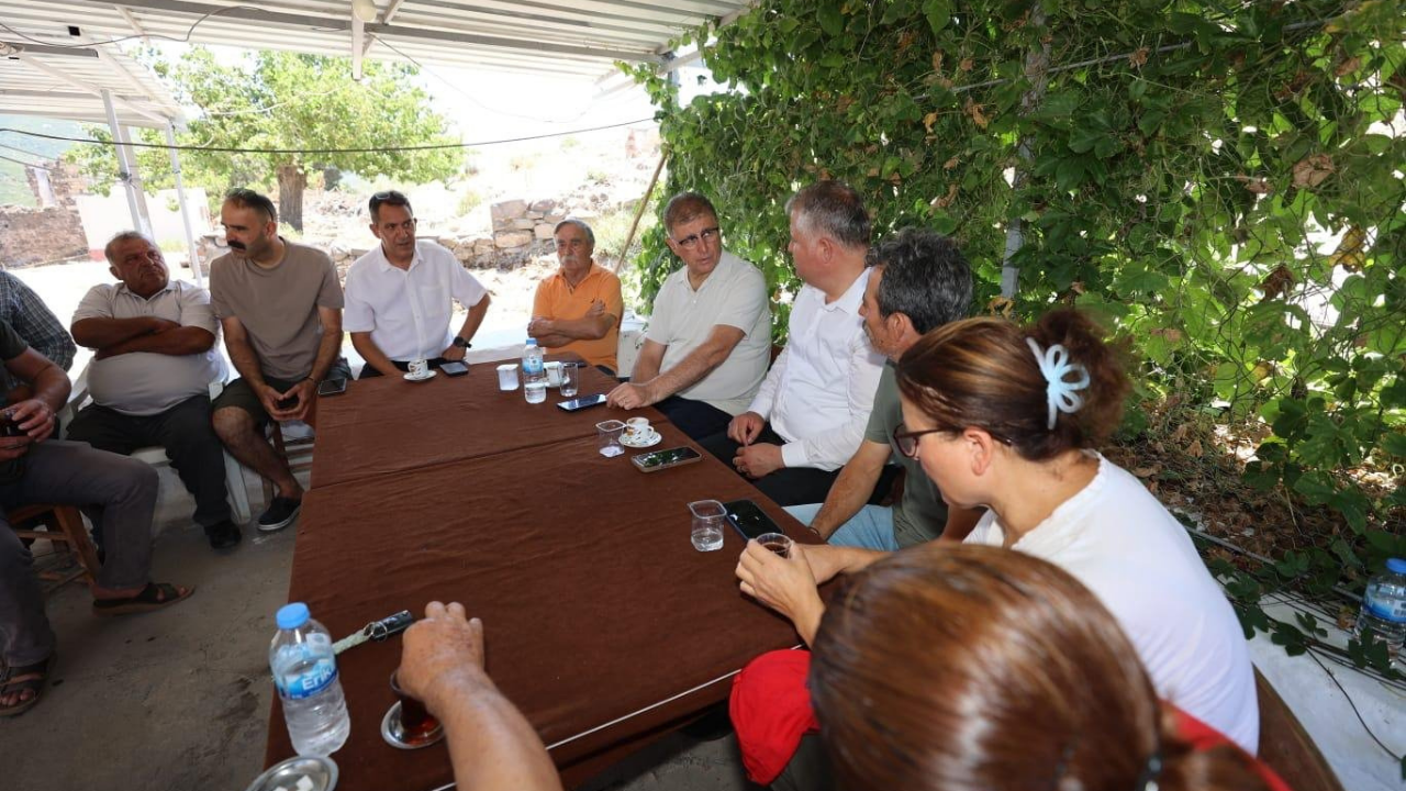 Cemil Tugay Yangın Bölgesi Ziyareti 2