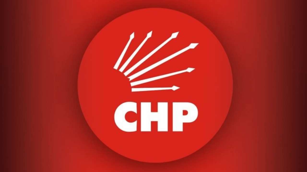 CHP’de istifa dalgası büyüyor: İzmir’den 20 eski milletvekili listede