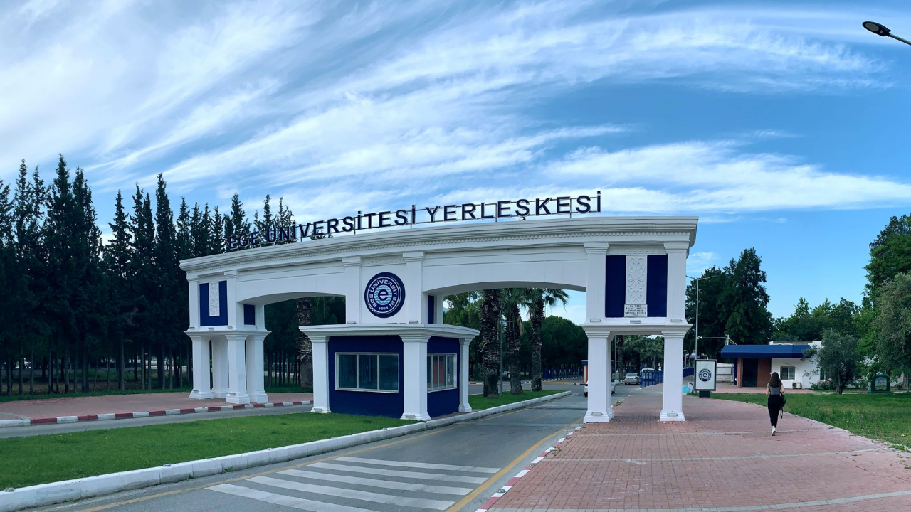 Ege Üniversitesi-17