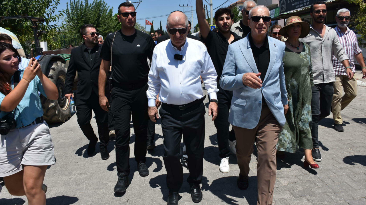 Ümit Özdağ Izmir Ziyareti