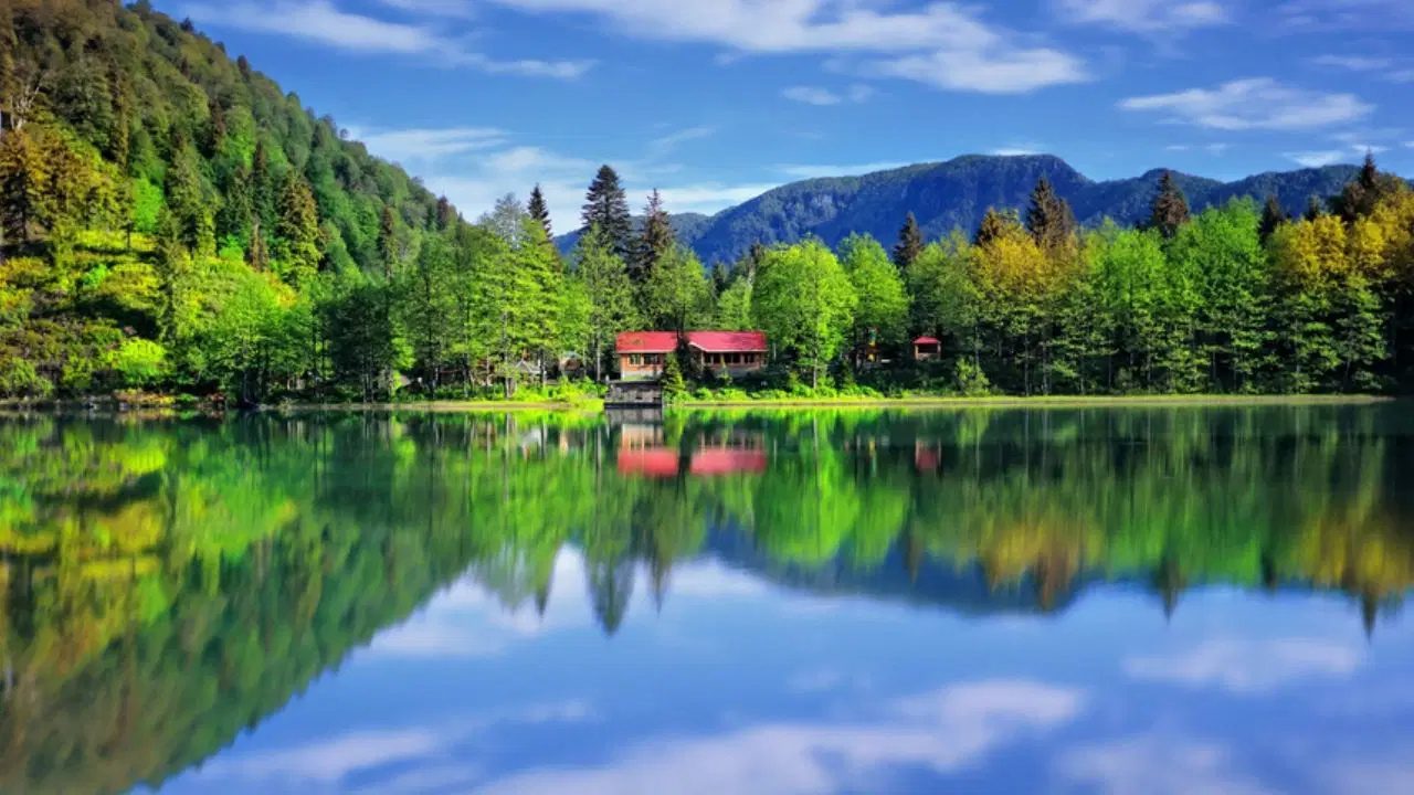 Artvin Borçka Karagöl