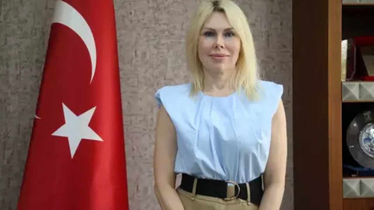 Aü Rektörü Prof. Dr. Özlenen Özkan