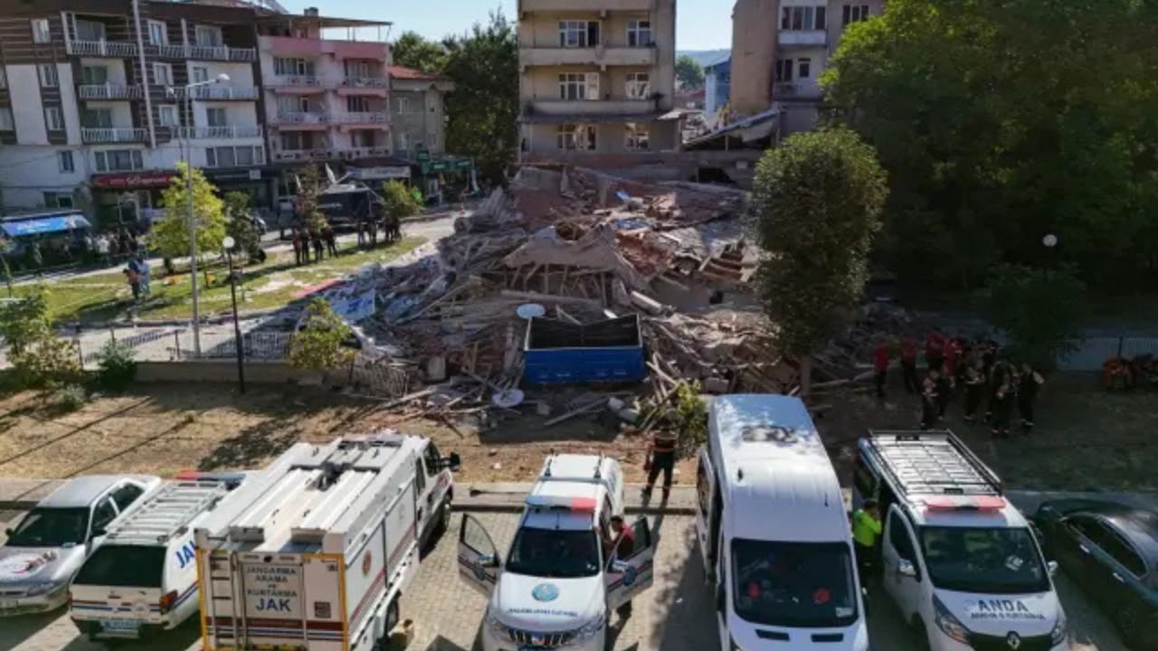 Balikesi̇r Deprem-1