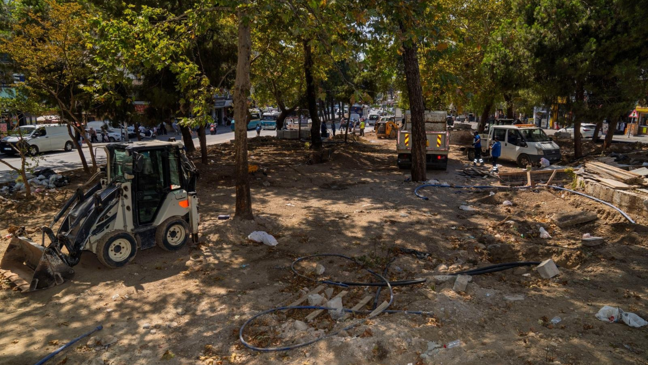 Buca’daki Beyazıt Aykut Parkı Yenileniyor 2