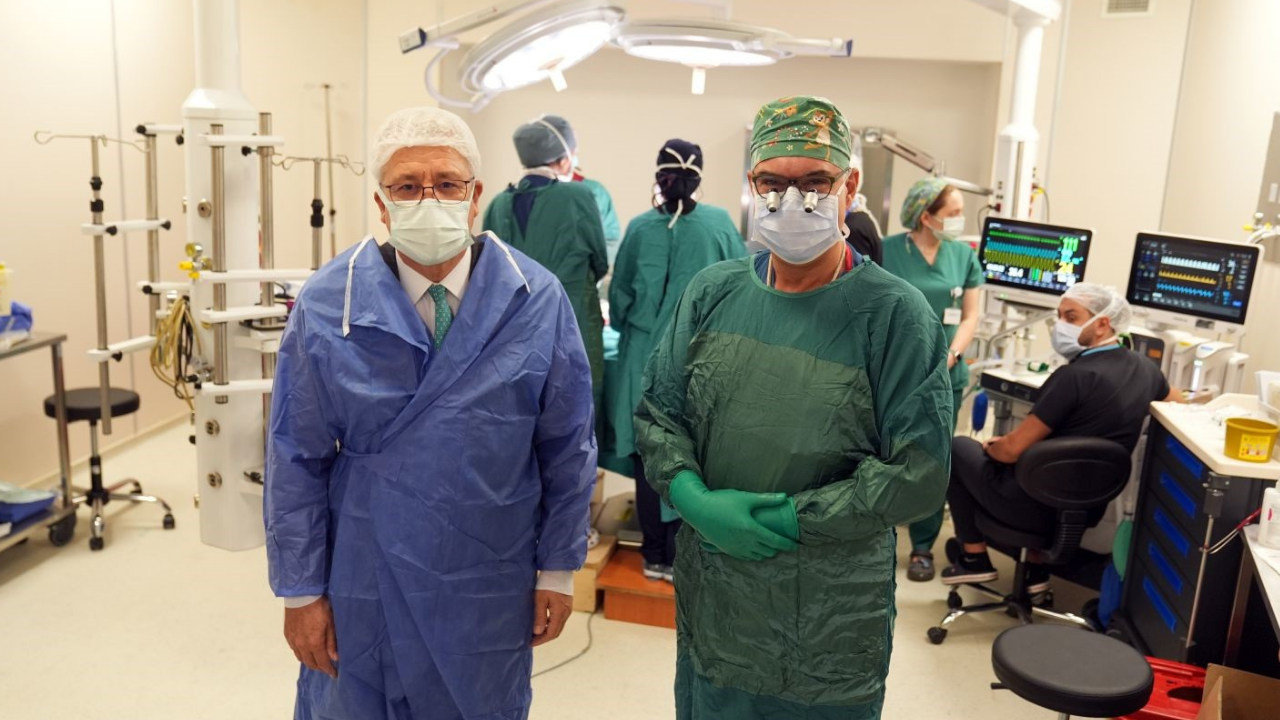 Ege Üniversitesi’nde Merkezi Ameliyathanede Ilk Operasyon (2)