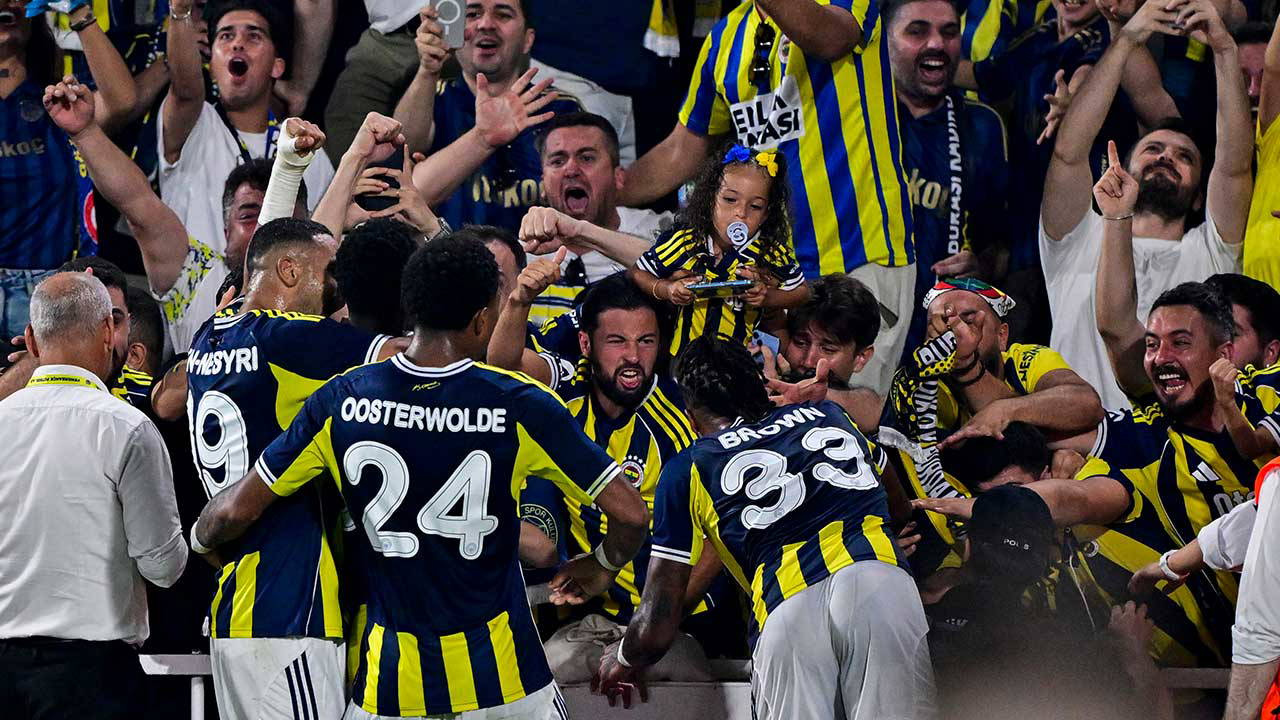 Fenerbahçe Feyenoord (2)