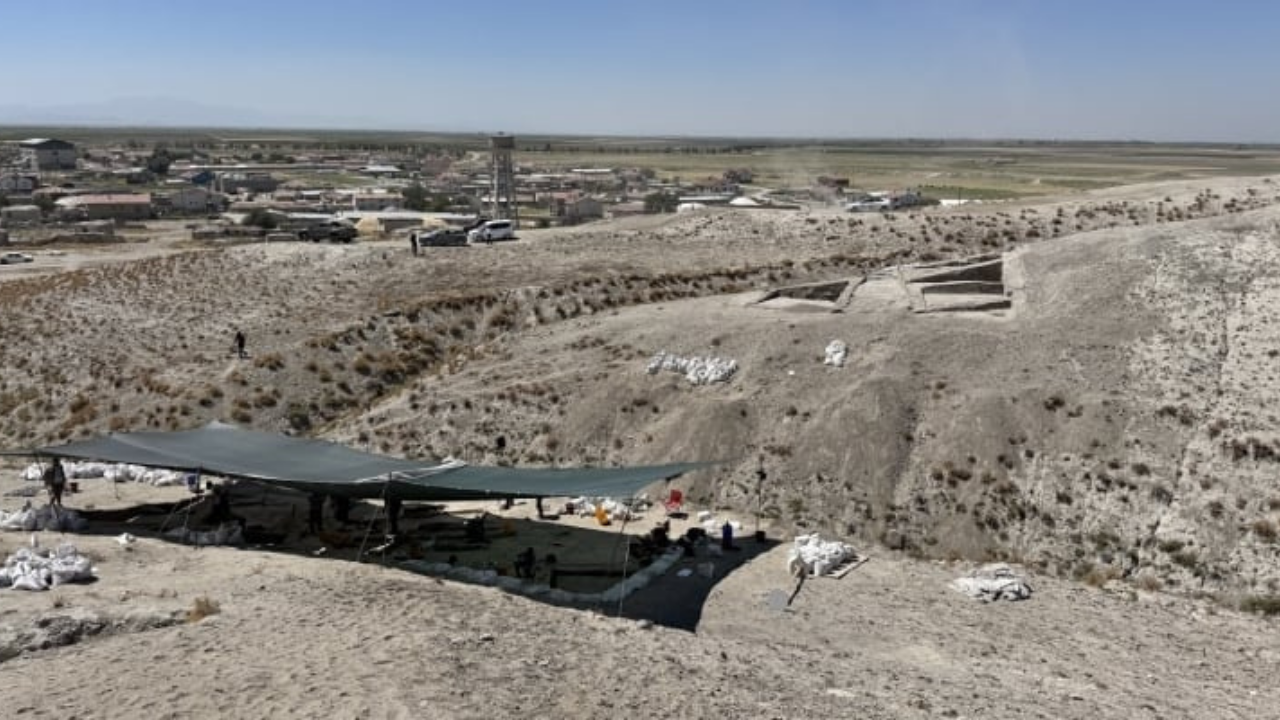 Türkmen Karahöyük’te Roma Öncesi Kalıntılar Gün Yüzüne Çıktı (2)