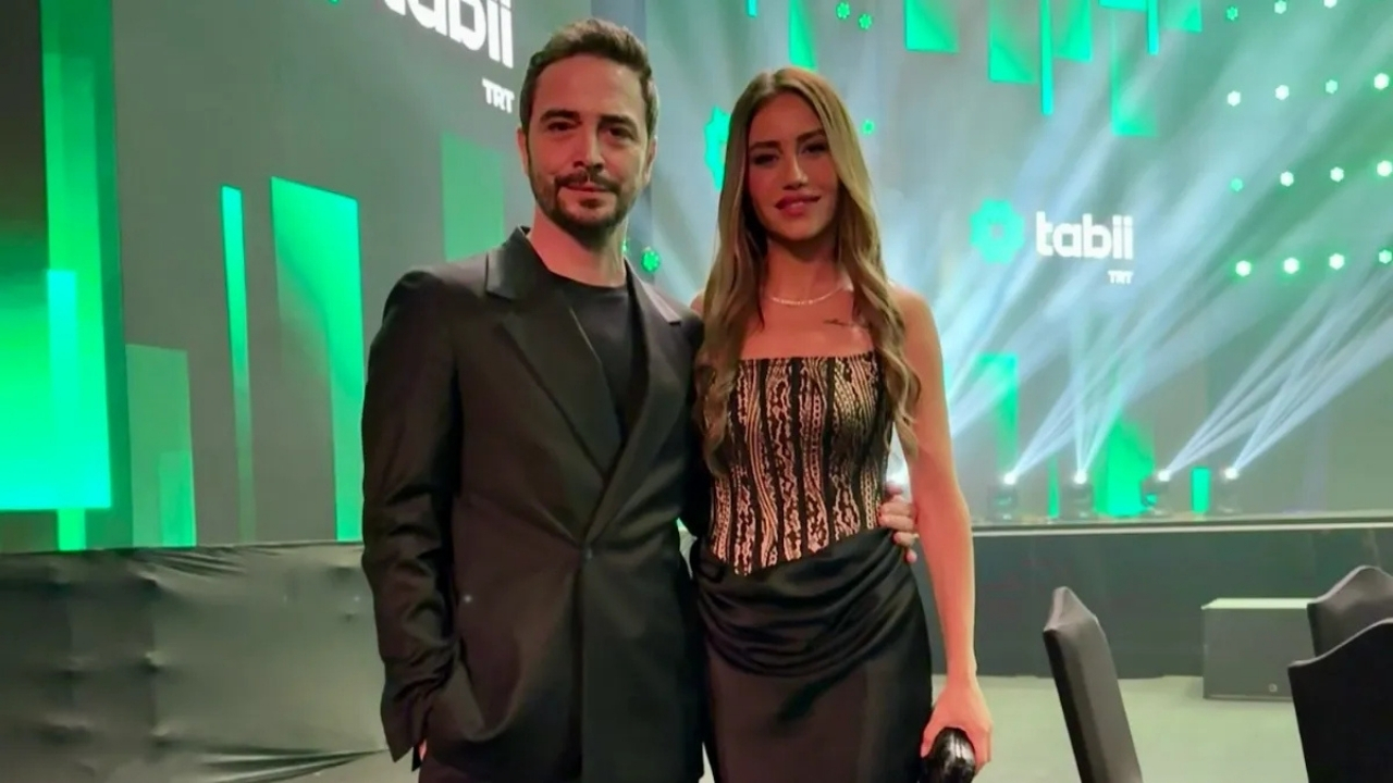 Ahmet Kural Ve Eşi Vatandaşlık Için Koştu! (2)