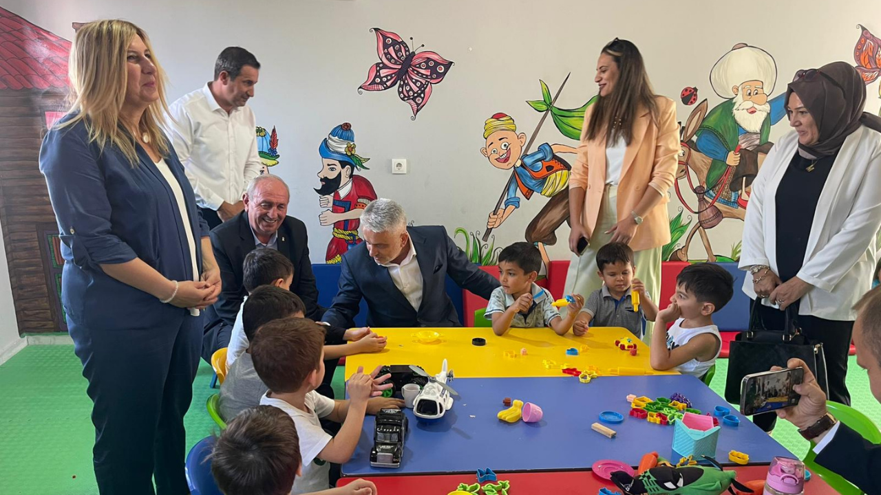 Akparti Yüzyıl Buluşmalsrı 1