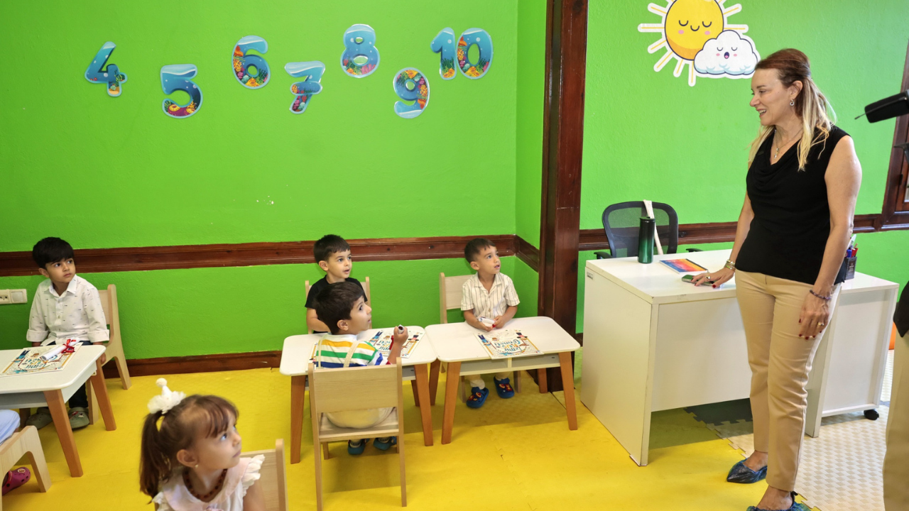 Başkan Mutlu, Oyun Evi’nin Minikleriyle Ilk Ders Heyecanını Paylaştı 1