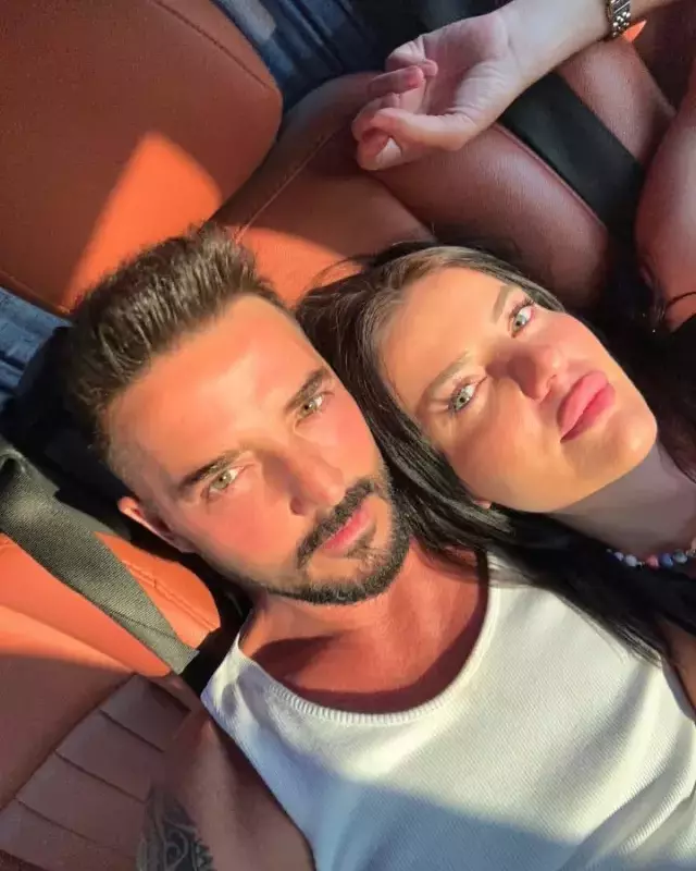 Gokhan Ozen Sessizligini Bozdu Askimi Ilk Kez 19064075 4123 M.jpg