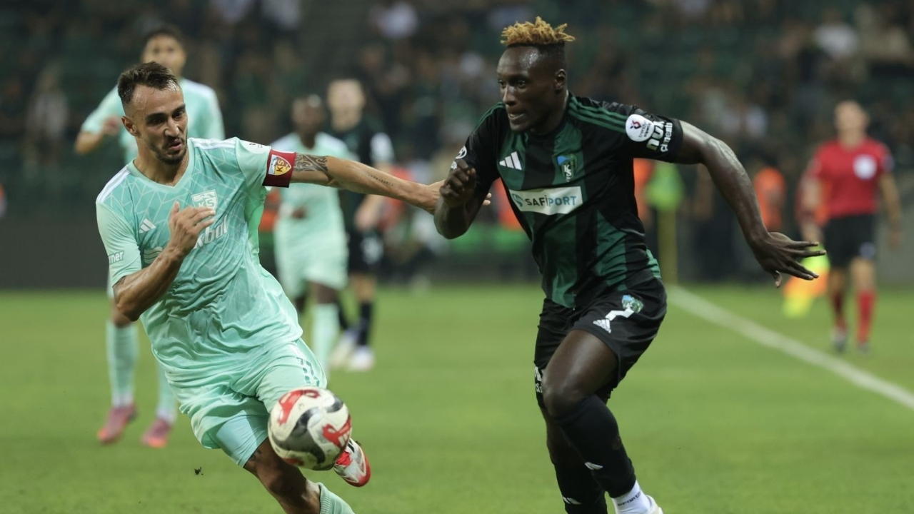 Gökhan Sazdağı, Resmen Beşiktaş’ta! (1)