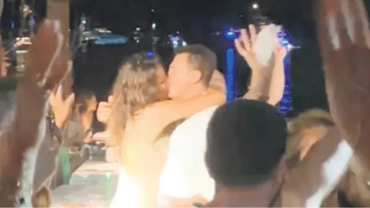 Güzide Duran'dan Ilk Açıklama Boşanamıyorum, Esir Gibiyim