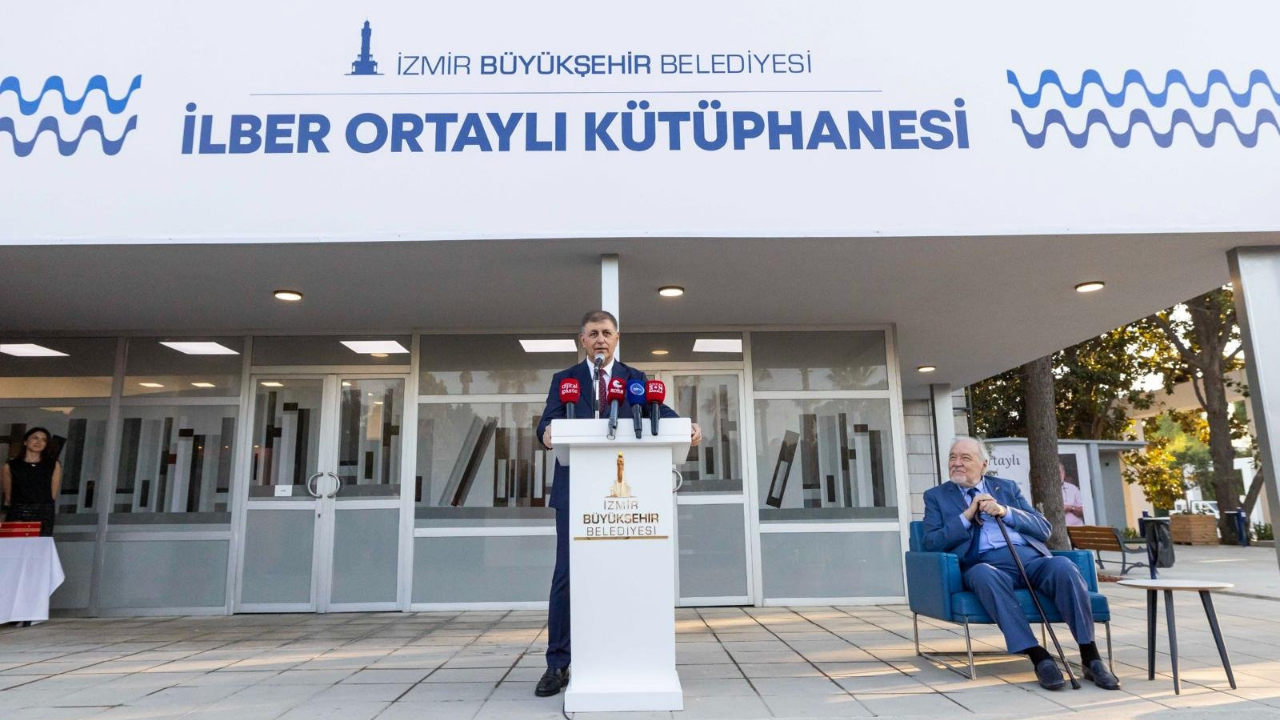 Ilber Ortaylı Kütüphanesi 1
