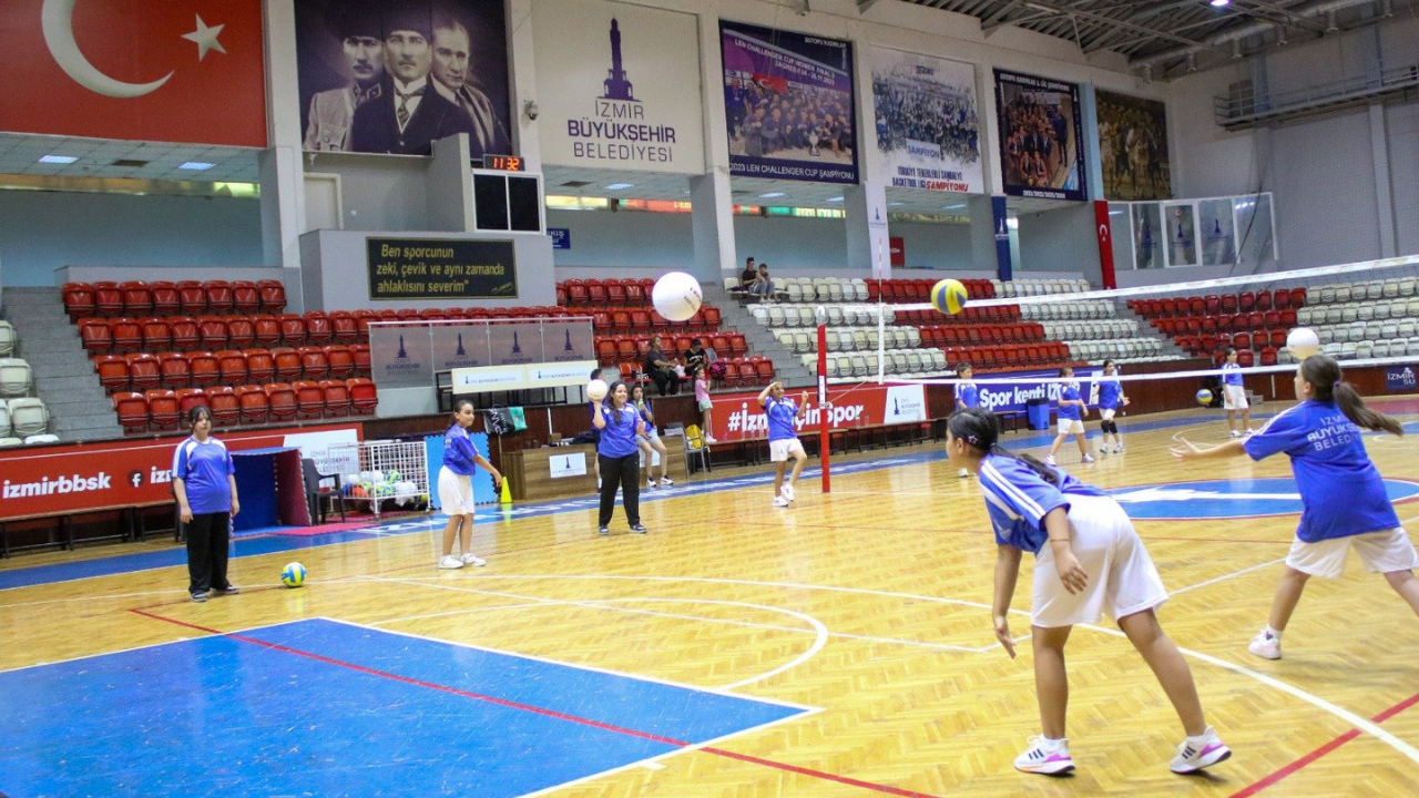 İzmir Büyükşehir’in Kış Spor Okulları 22 Eylül’de Başlıyor 1