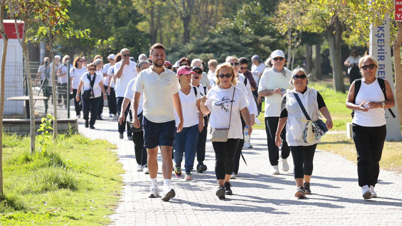 Konak'ın Çınarları Avrupa Hareketlilik Haftası’nda Sağlıkla Buluştu