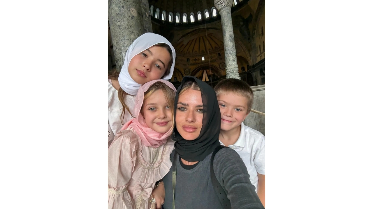 Mauro Icardi’nin Sevgilisi China Suárez'den Dersler!