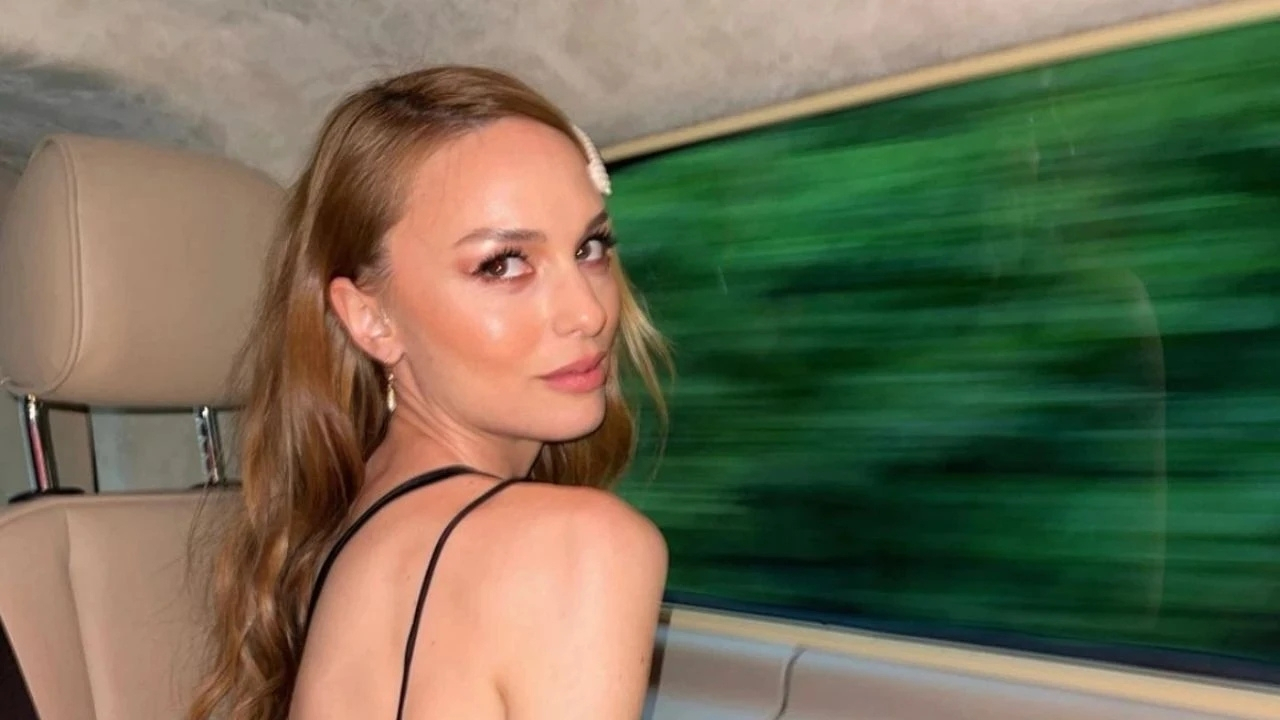 Nilperi Şahinkaya Hakkında Çıkan Iddialara Menajerinden Açıklama (4)