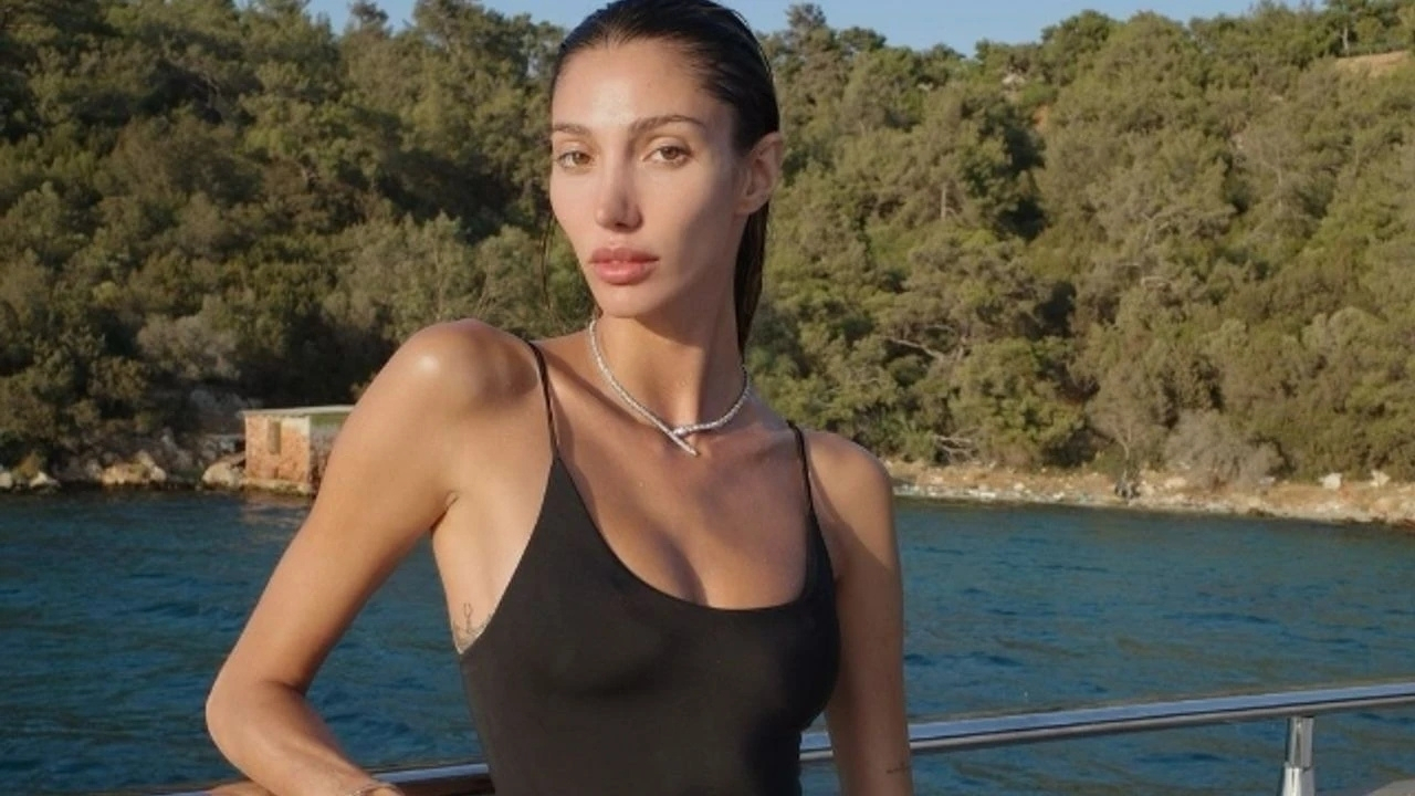 Resmi Araç Skandalı Şevval Şahin'in Iş Planlarını Bozdu (2)