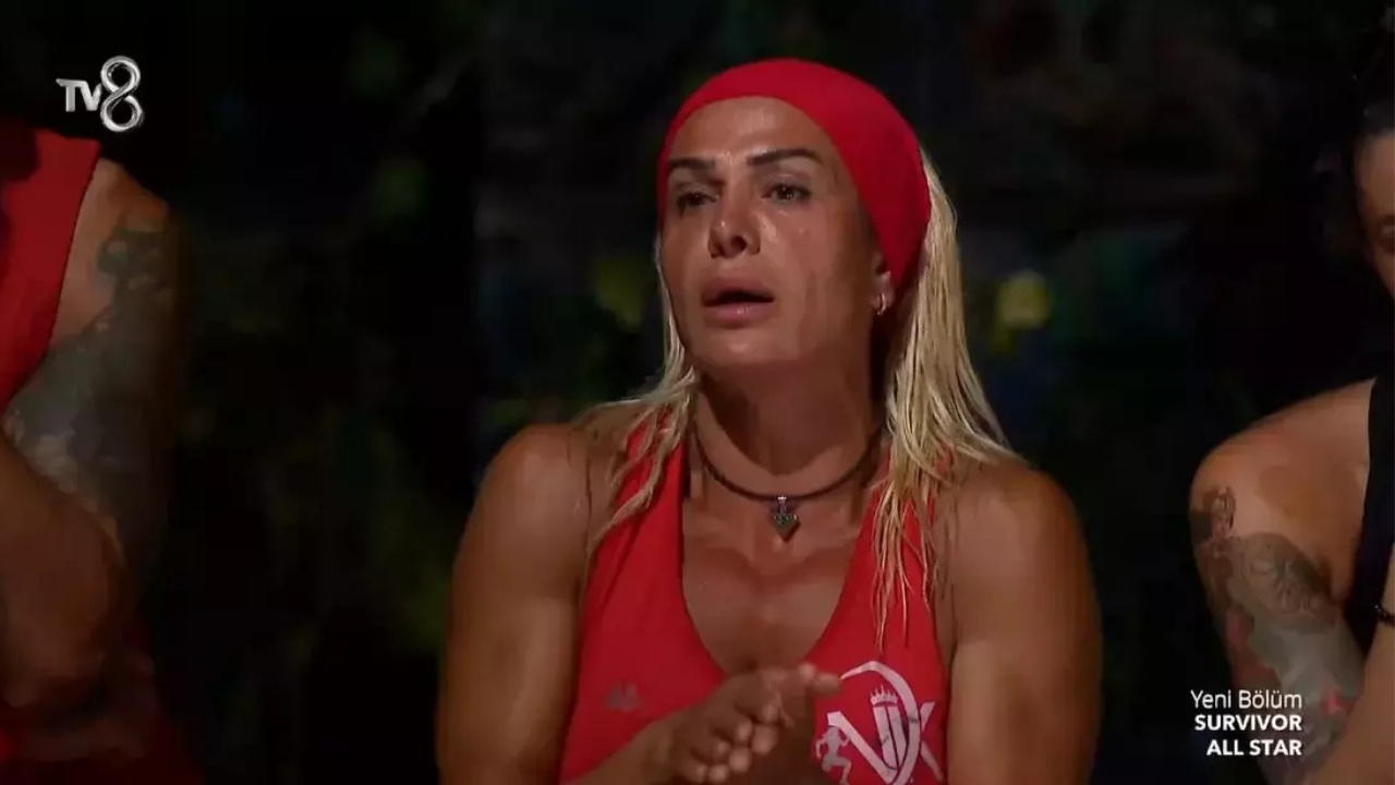 Survivor’da Sakatlanmıştı! Nagihan Karadere Bıçak Altına Yattı (1)
