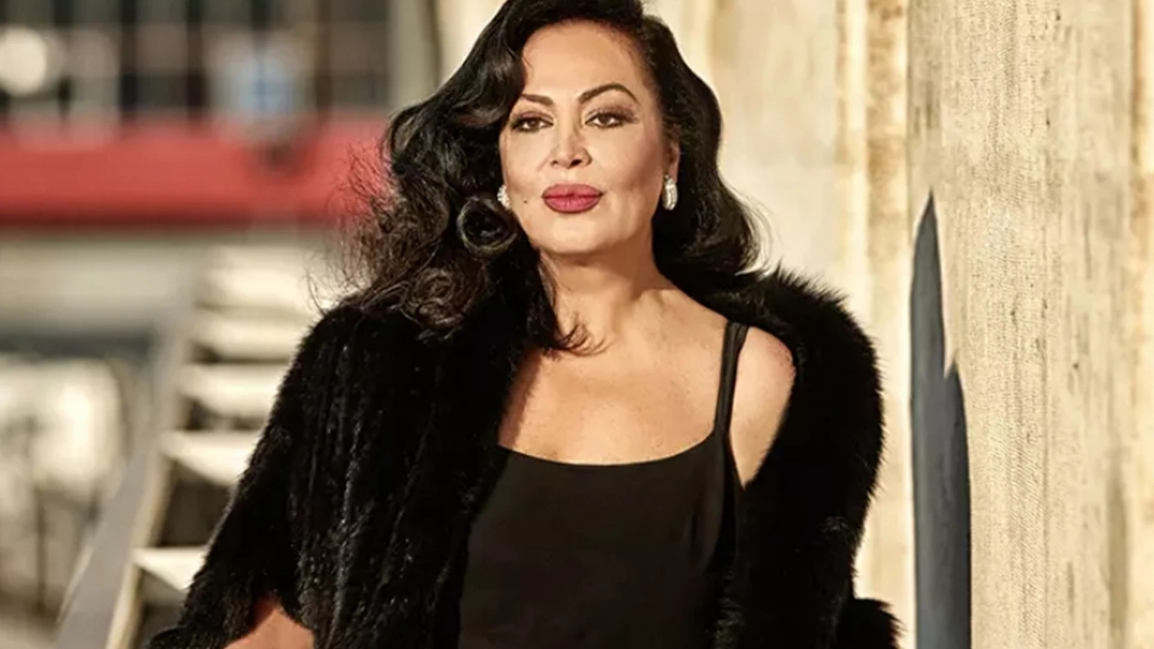 Türkiye’de Bir Ilk Türkan Şoray Ekrana Dönüyor!