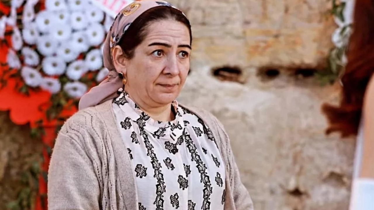 Uzak Şehir’in Ümmü’sü Değişti! Yeni Ümmü Kim Oldu (2)