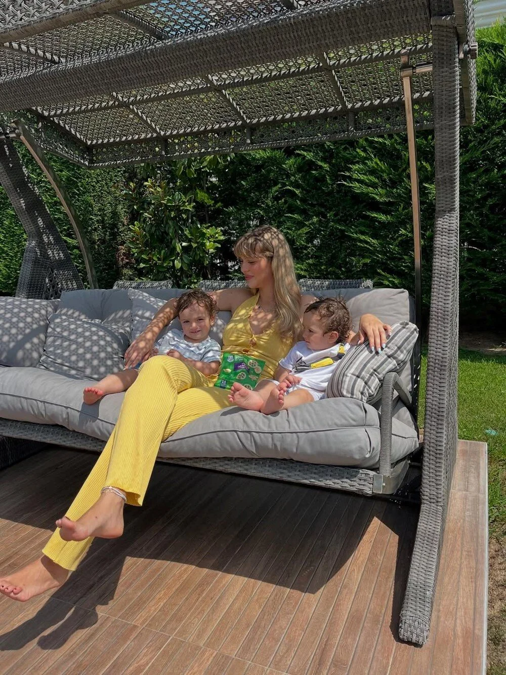 W Mq Wpf V43 Uqv Pe Zin M16Vw.jpg