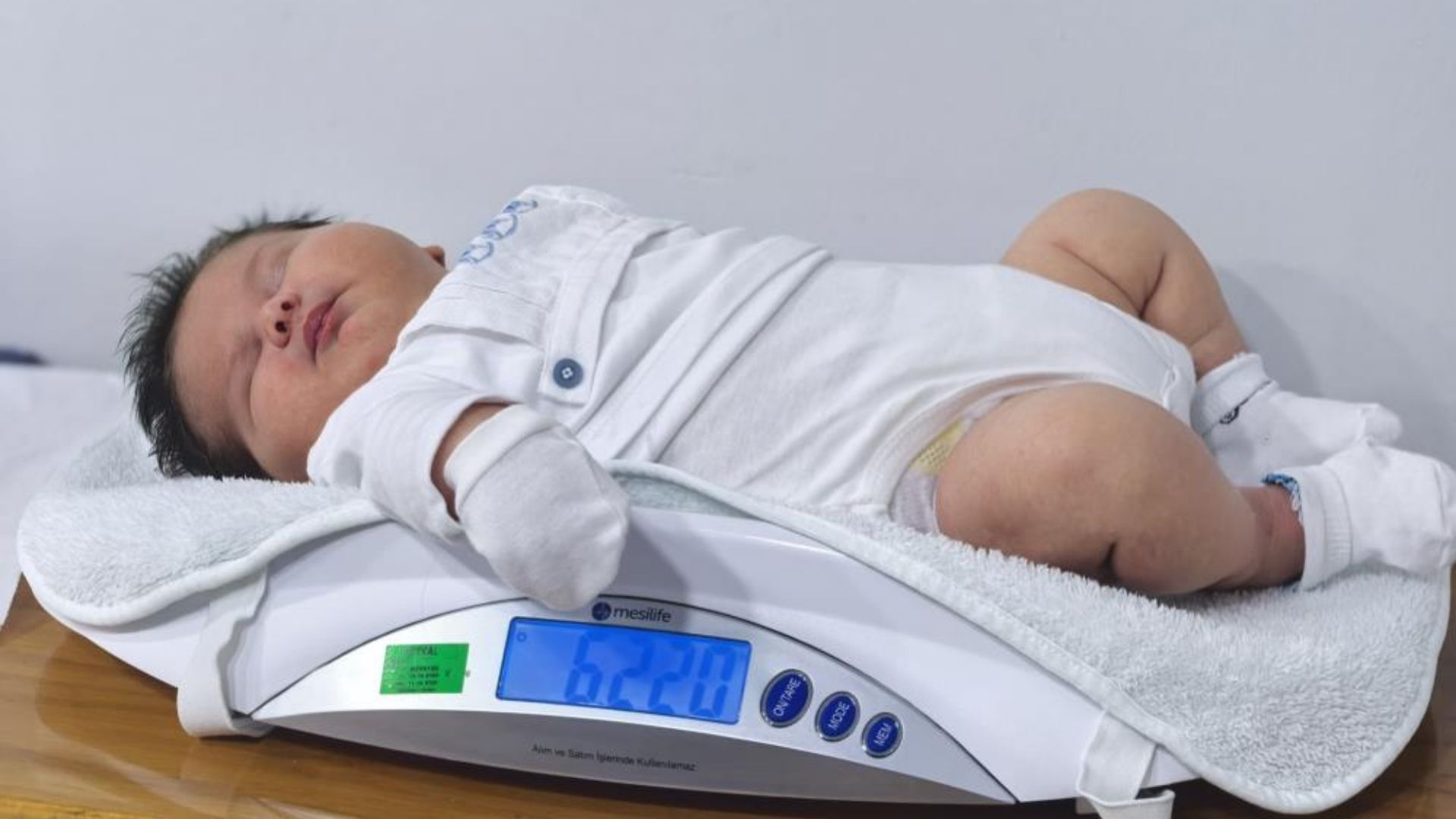 6 Kilo 150 Gramlık Bebek Dünyaya Geldi (2)