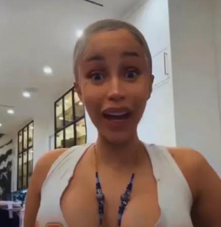 Cardi B Nin Canli Yayindaki Hijyen Itirafi 19204191 6247 M