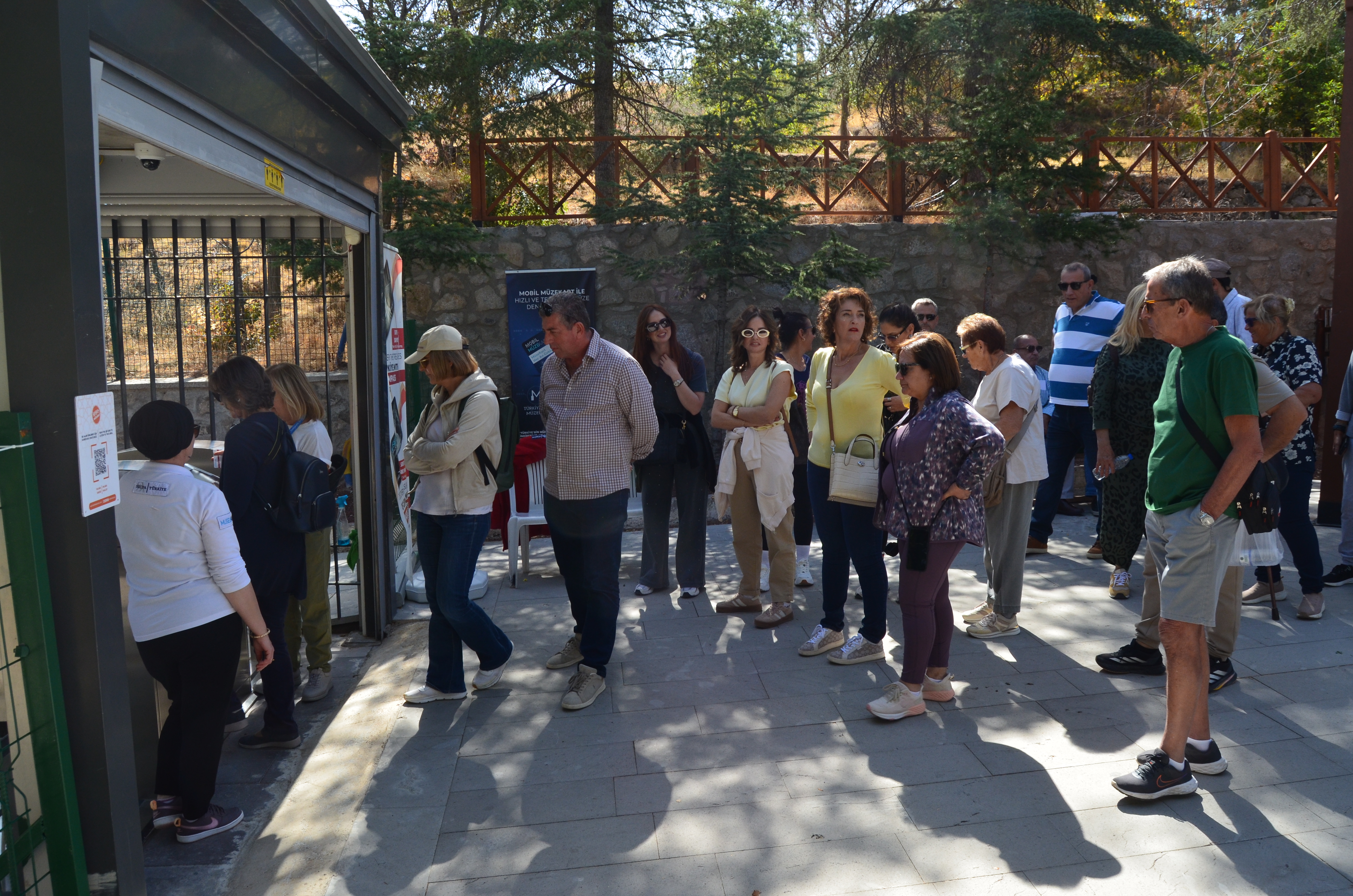 I H L A R A V A D I S I N D E S O N B A H A R Y O G U N L U G U 988130 293331