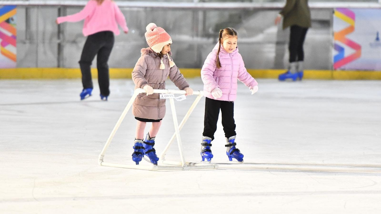 İzmir Büyükşehir Belediyesi Buz Sporları Salonu 13 Ekim’de Yeni Sezona Başlıyor