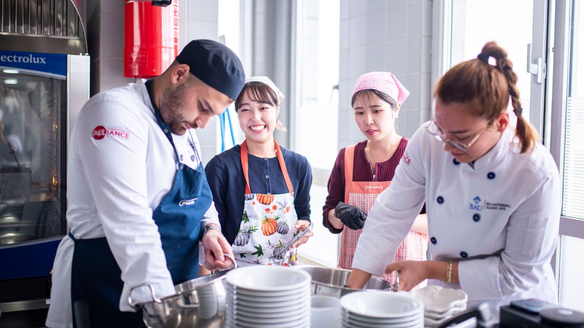 Japon Öğrenciler Türk Mutfağının Lezzetlerini Keşfetti (2)