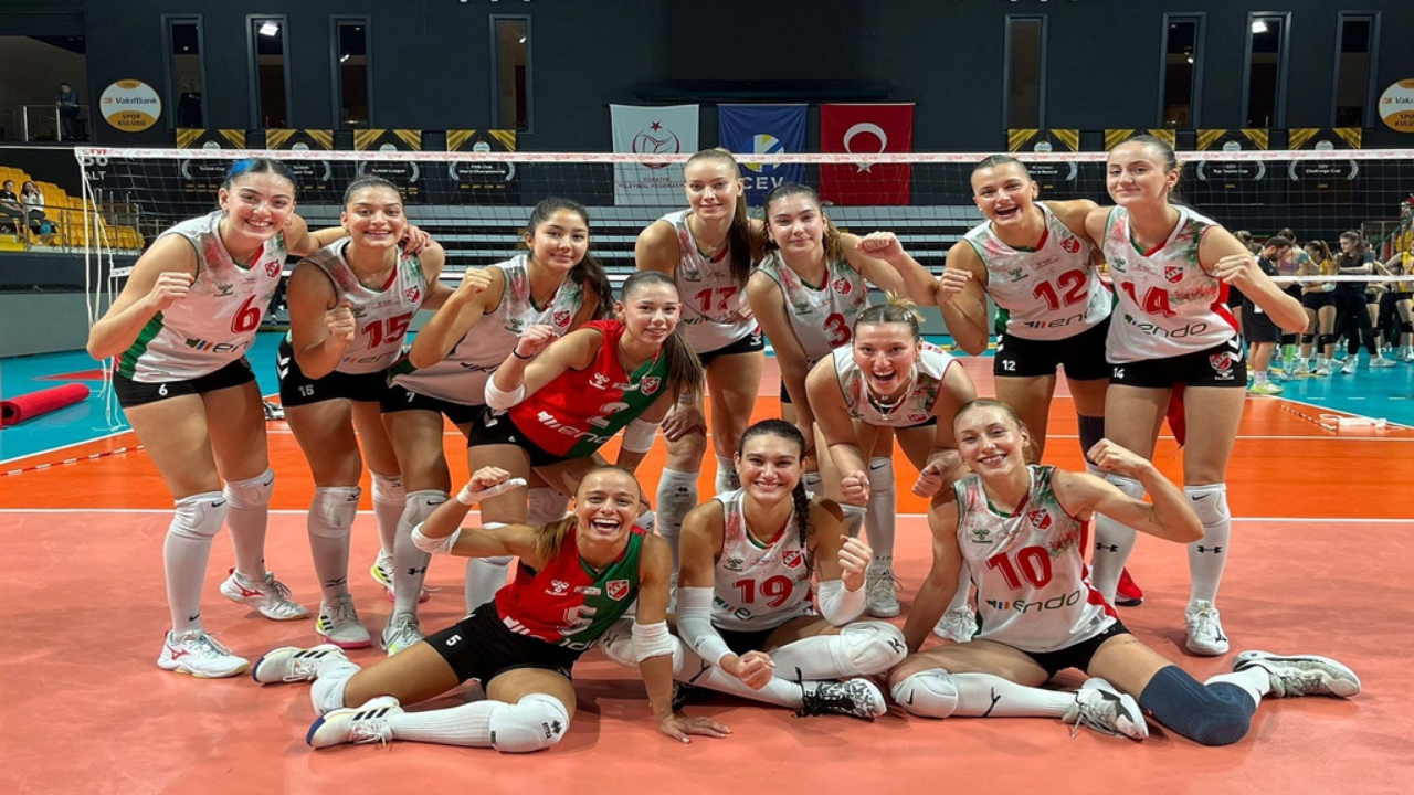 Karşıyaka Voleybol-1