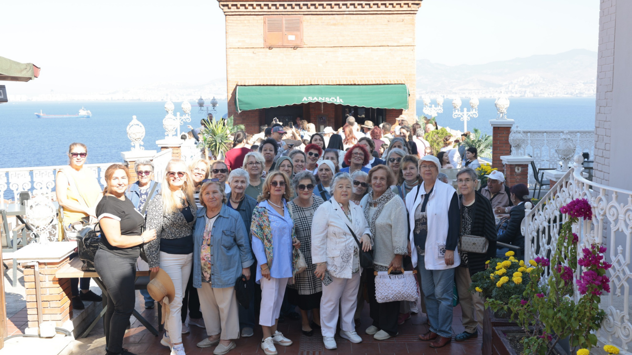 Konak Dünya Yaşlılar Günü 1