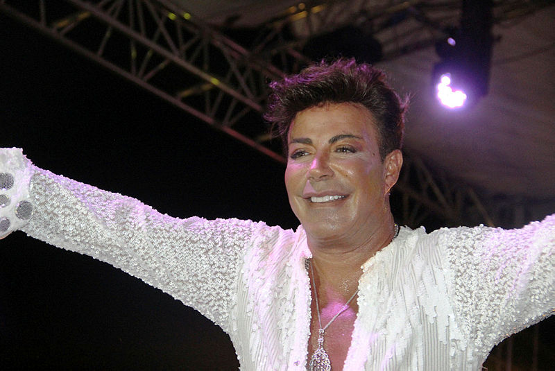 Son Dakika Unlu Sarkici Fatih Urek Hastaneye Kaldirildi Fatih Urek Kimdir 1565901142004