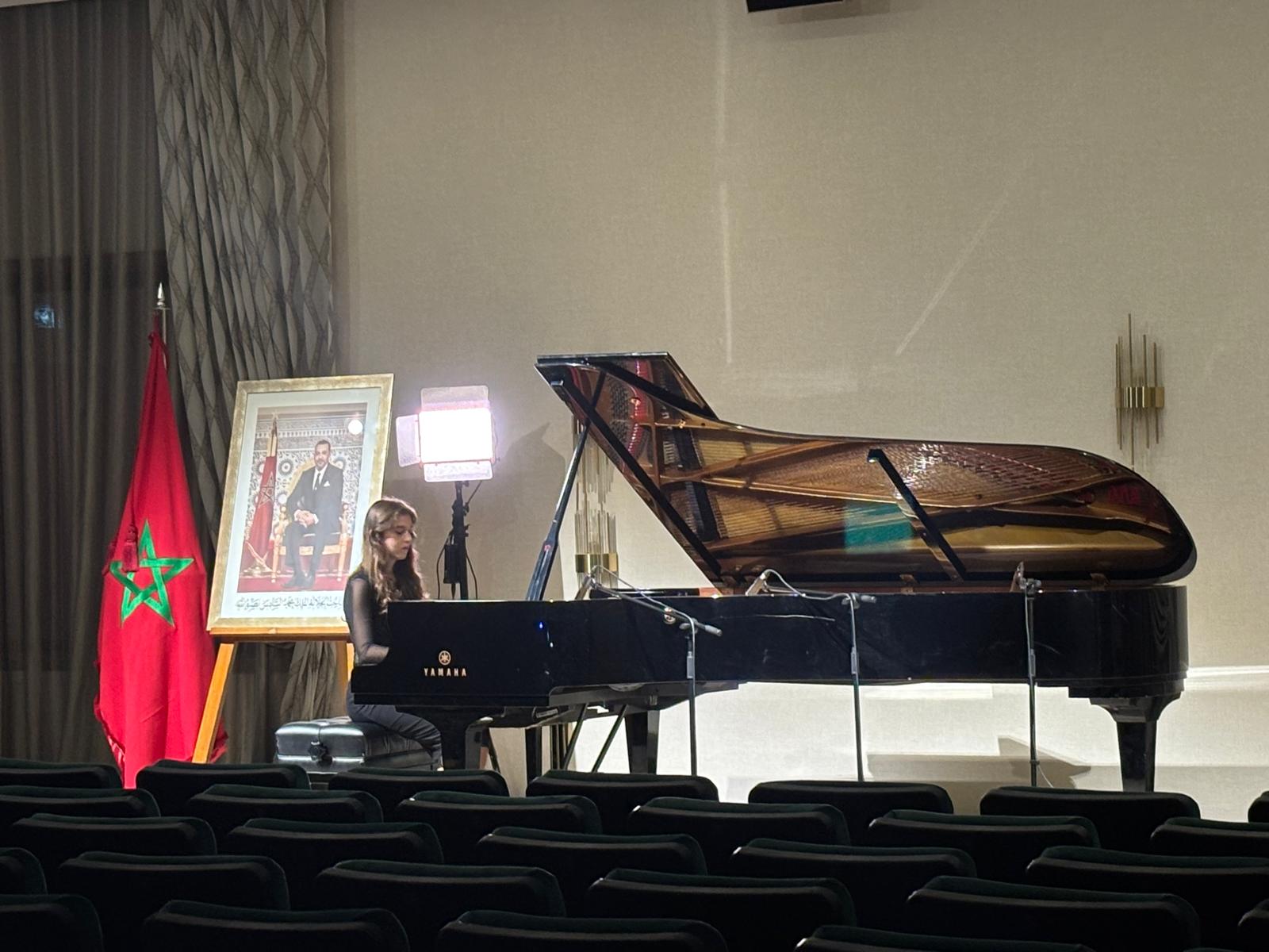 Ayşe Nil Çetin (3)