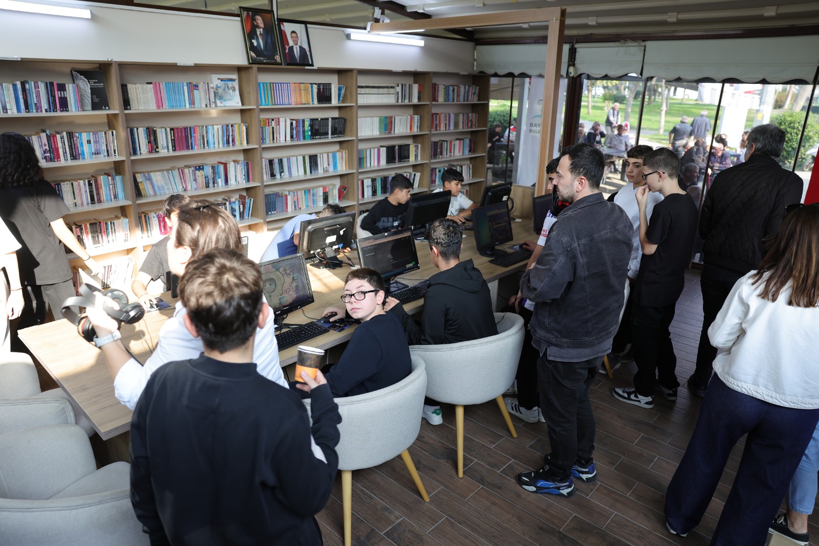 Bayraklı Belediyesinden Eğitimde Fırsat Eşitliğine Dijital Destek (4)